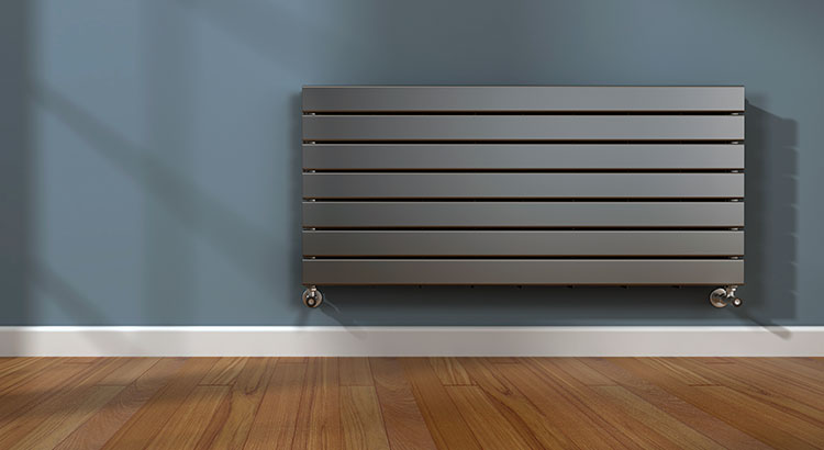 Radiateur horizontal peint pour matcher avec la couleur du mur